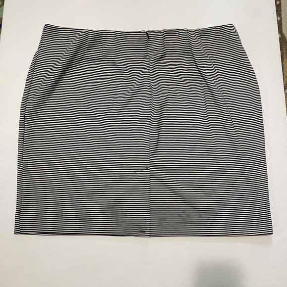 Eloquii plus size striped mini skirt 20W NWOT - Picture 2 of 4